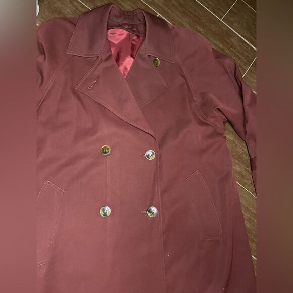 Holt Renfrew Classic Burgundy pure virgin wool raincoat sz 12 - Picture 4 of 10